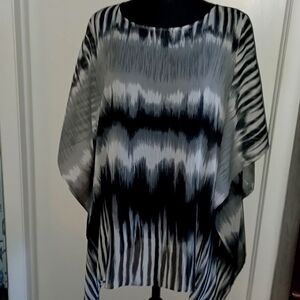NWOT Chico's poncho. Size S/M, black, grey and white print.